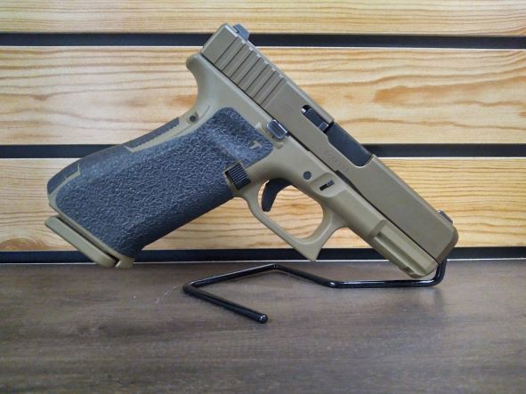 USED IN LIKE NEW CONDITION / Glock, 19X, Striker Fired, Semi-automatic, Polymer Frame Pistol, Compact, 9MM, 4.02" Barrel, PVD Finish, Coyote, Glock Night Sights, 2 Magazines, (2)-19 Round and (1)-17 Round, Right Hand